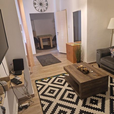 Tiny House Apartment Belgrado Exterior foto